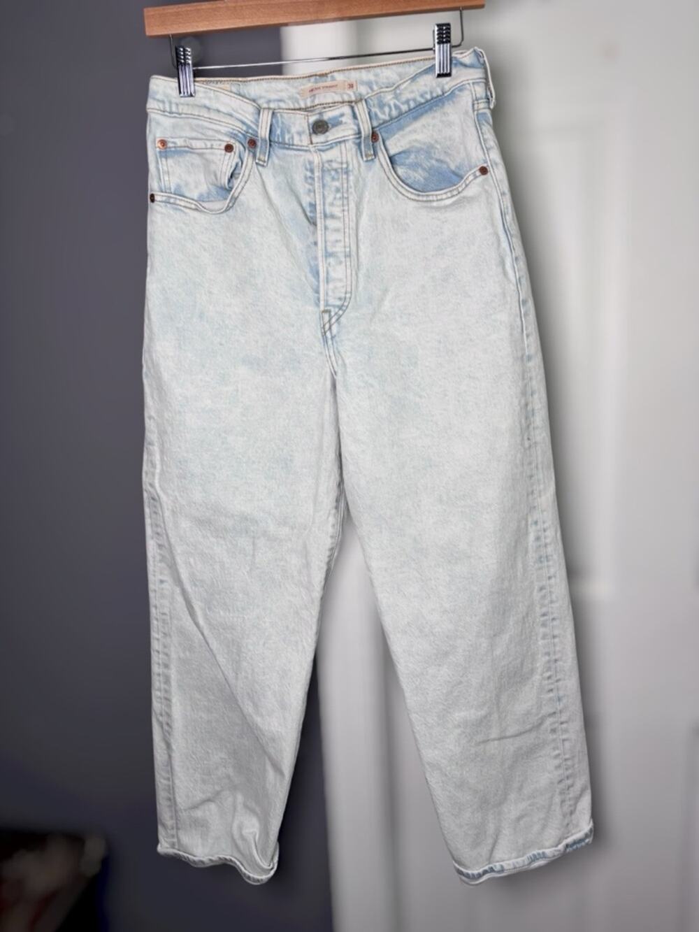 Levi’s Ribcage Straight Acid Wash Jeans 30 High Rise